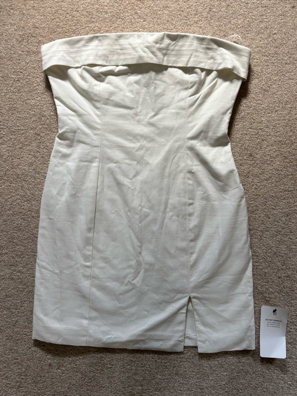 American Threads Cream Brand Hang Tag